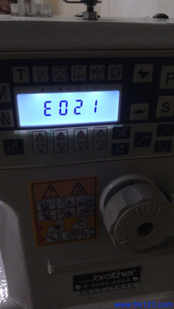 沪龙的电控，兄弟电脑平车显示E021是哪里故障了.jpg