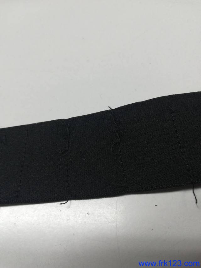 用平缝机在橡筋带上订商标时抽丝是什么原因？怎样处理？2.jpg